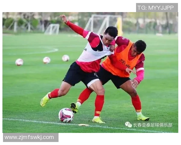 成都网球队中路突破战术解析与实战应用探讨 成都网球队中路突破战术解析与实战应用探讨