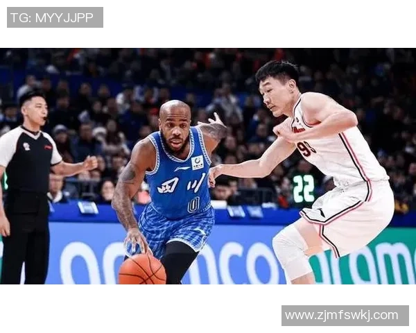 重庆篮球队与深圳篮球队速度较量赛后分析与战术反思 重庆篮球队与深圳篮球队速度较量赛后分析与战术反思