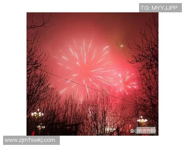 足球明星在家欢庆佳节放烟花绽放璀璨夜空引发粉丝热议 足球明星在家欢庆佳节放烟花绽放璀璨夜空引发粉丝热议